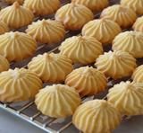 ขนมบุญชัย เบเกอรี่ (มีให้เลือก 13 แบบ)